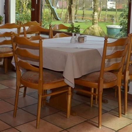 Ein Bild eines Tisches im Landgasthaus