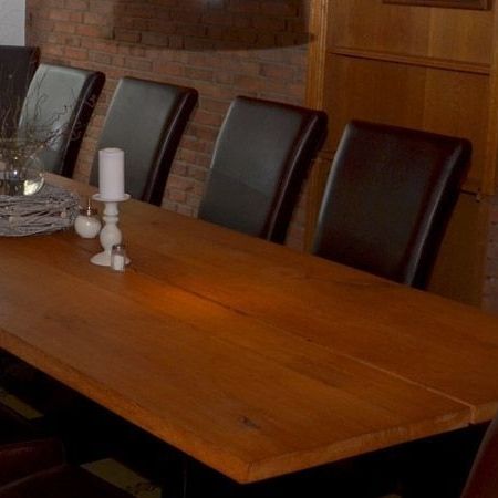 Ein Bild eines Tisches im Landgasthaus
